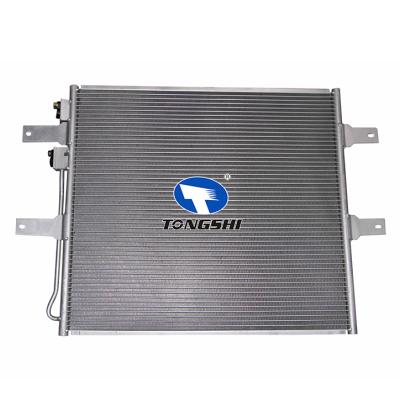 適用于RAM 2500 BASE L6 5.9L 03-/ RAM 2500 SLT L6 5.9L 03-04 冷凝器 OEM : 55056-594AA/012AB