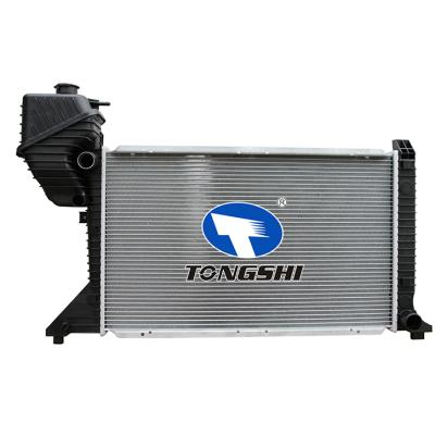 適用于SPRINER 2500 BASE L5 2.7L 03-06 MT散熱器 OEM : 9015003500